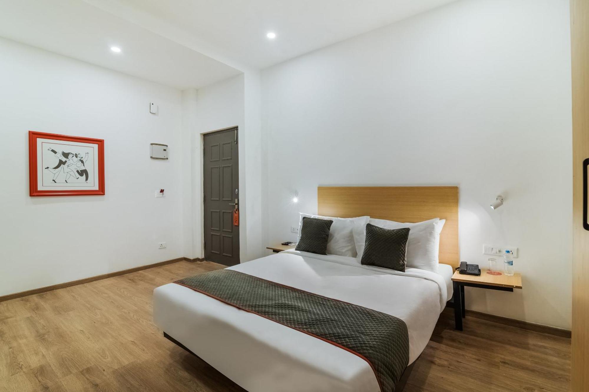 Super Townhouse Xotel Chennai Ngoại thất bức ảnh