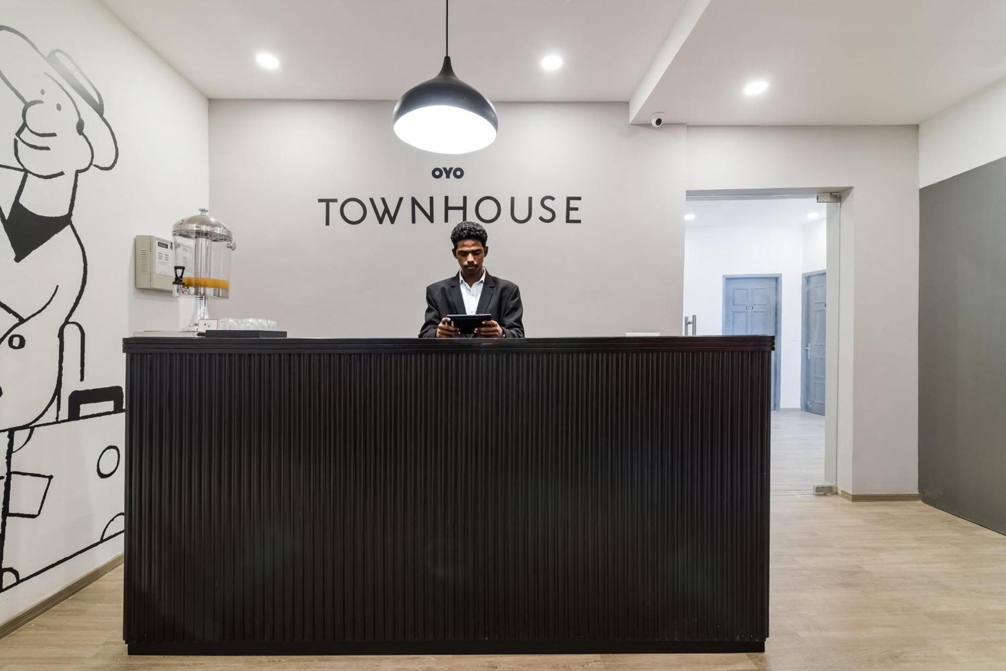 Super Townhouse Xotel Chennai Ngoại thất bức ảnh