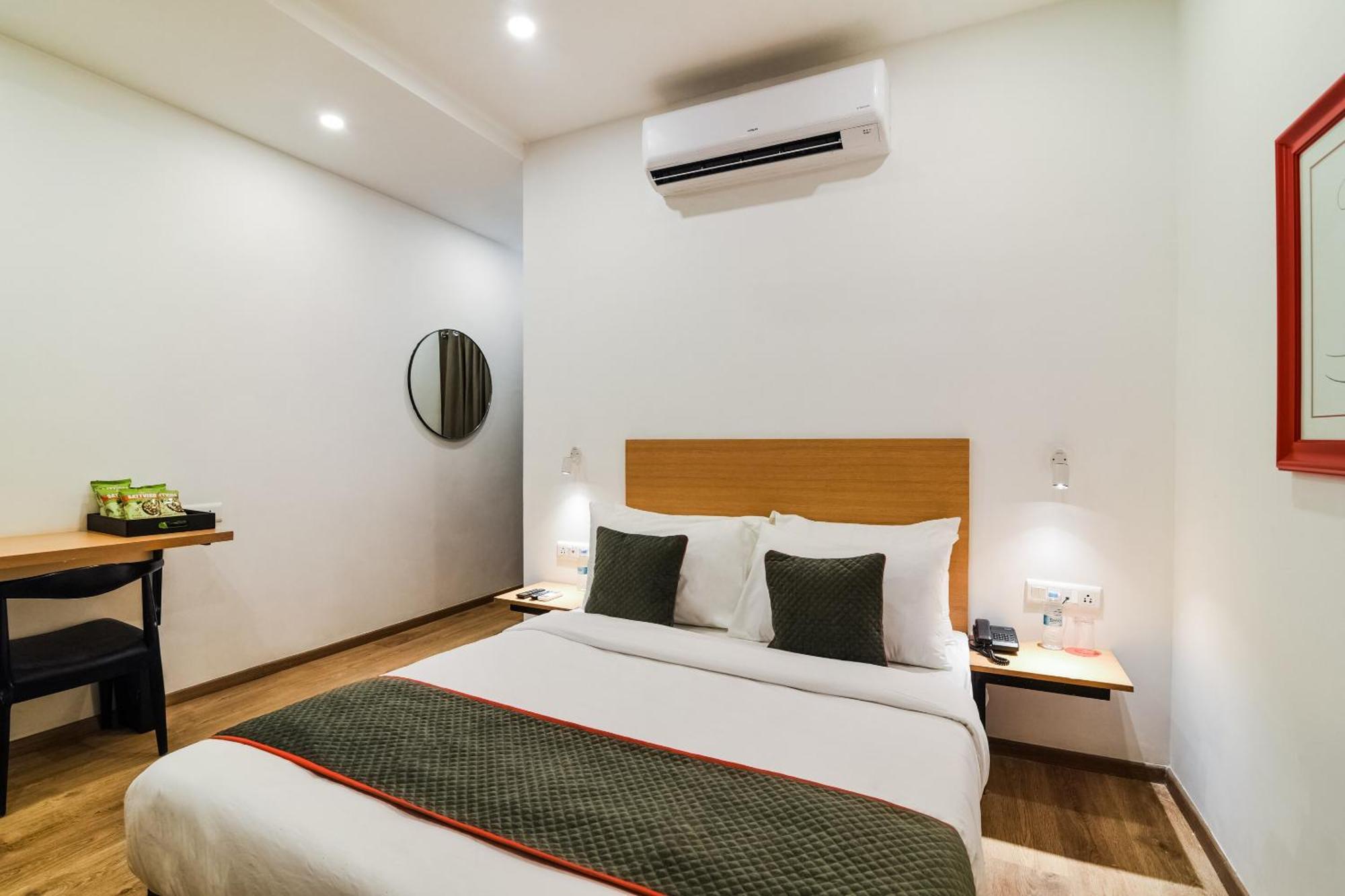 Super Townhouse Xotel Chennai Ngoại thất bức ảnh