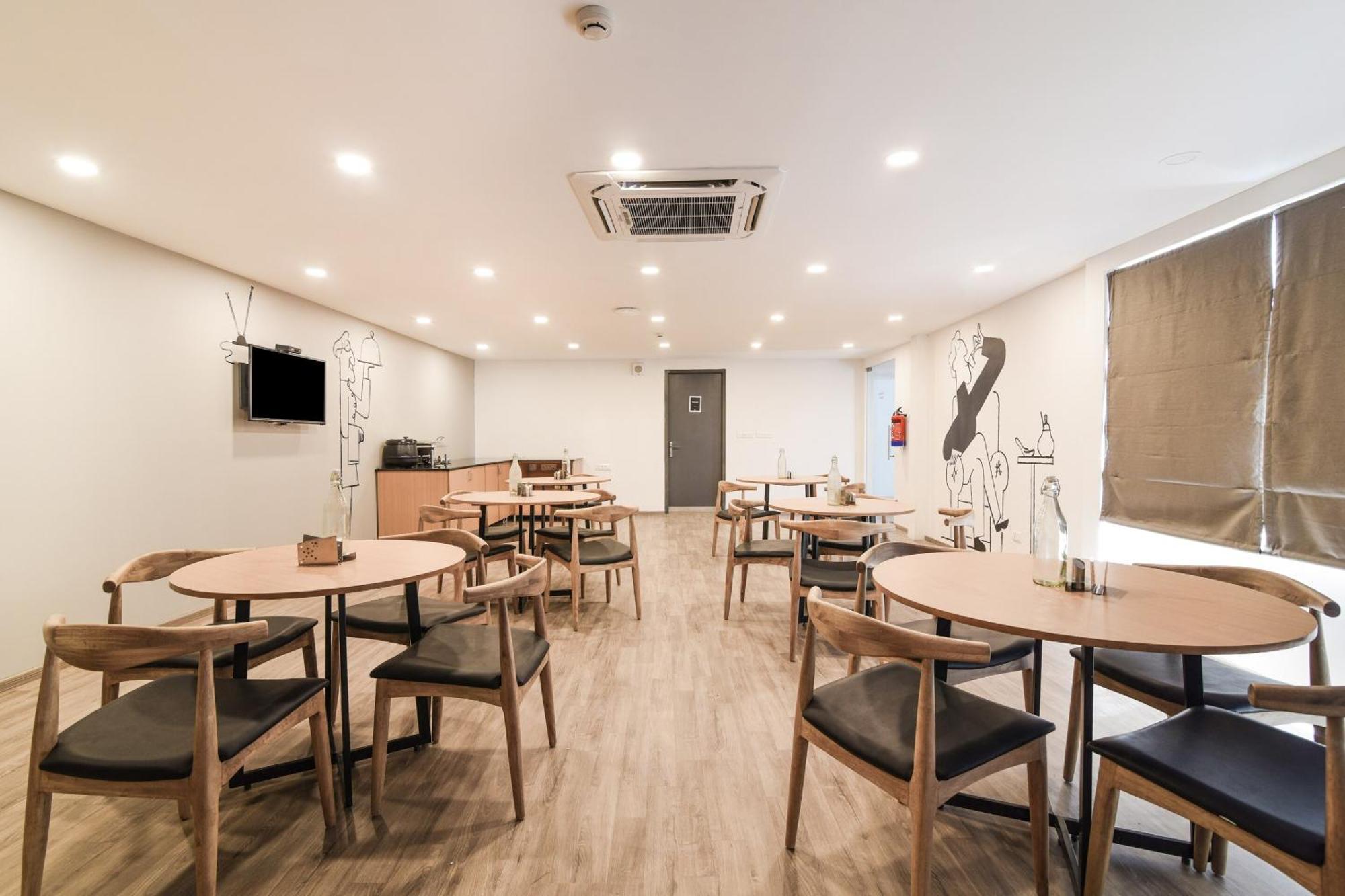 Super Townhouse Xotel Chennai Ngoại thất bức ảnh