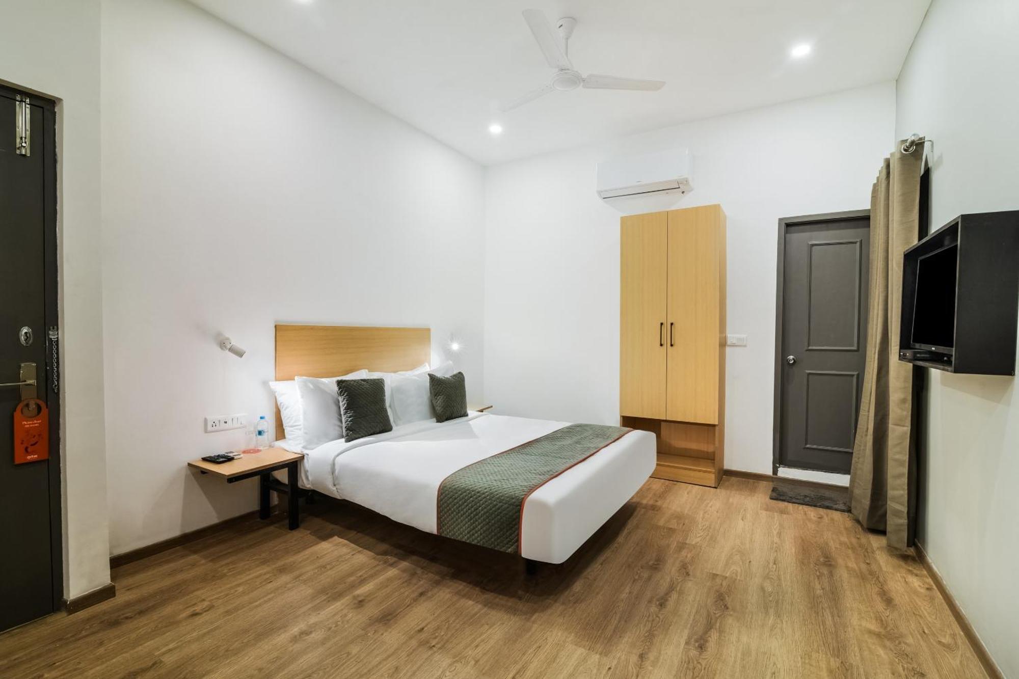 Super Townhouse Xotel Chennai Ngoại thất bức ảnh