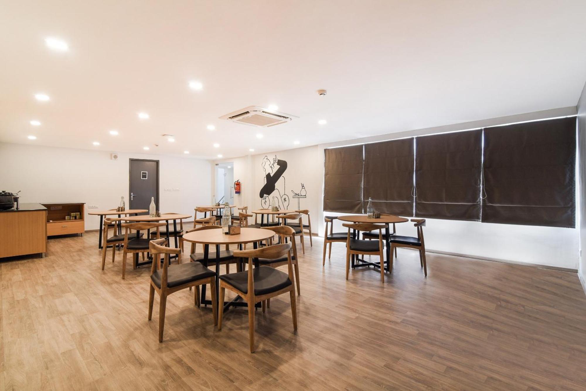 Super Townhouse Xotel Chennai Ngoại thất bức ảnh